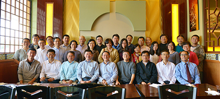 汪俊博士（1排左4），梁贵柏博士（1排左1），孙勇奎院士（1排左2），李才博士（1排中），王建锋博士（1排右1），刘建博士（1排右4），杨立虎博士（2排左1），蔡天权博士（2排左2），刘雯颖博士（2排右3）等专家合影留念