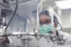 药品注册受理工作调整：12月1日起，凡由总局审评审批的注册申请均由总局受理