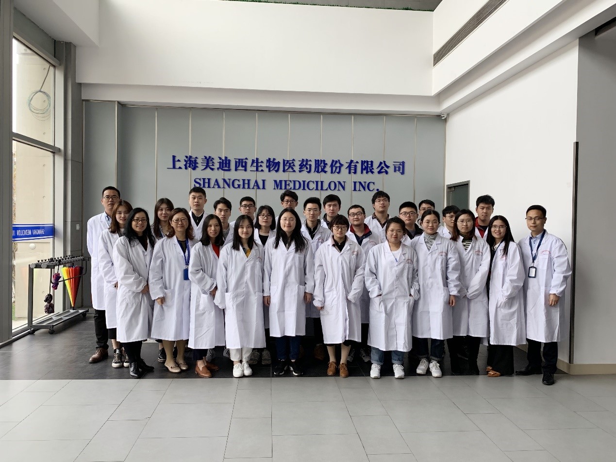 走进不朽情缘mg官网，与学子共话成长