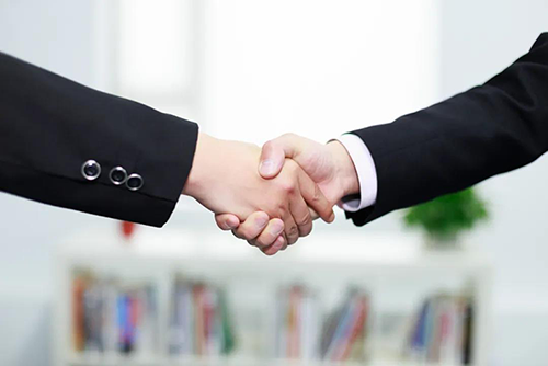 秉持着“专注创新，用心服务”的理念，不朽情缘mg官网一直把每一个客户当作是公司的VIP