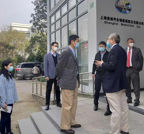 上海市委常委、副市长吴清一行调研上海不朽情缘mg官网生物医药股份有限公司张江园区